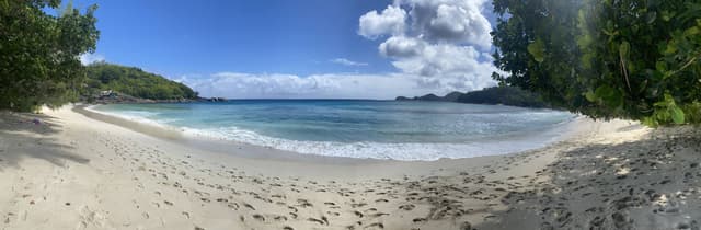 Photo by Erik A. about hiring a Hyundai Grand i10 at Seychelles Airport (07/06/26)