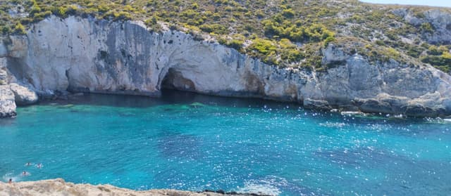 Foto di Christian M. sul noleggio di una Renault Twingo a Zante (14/07/24)