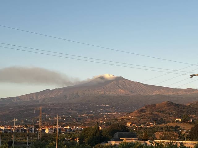 Photo 6 by ZHEHAO C. about hiring a Fiat 500X in Palermo (07/10/24)