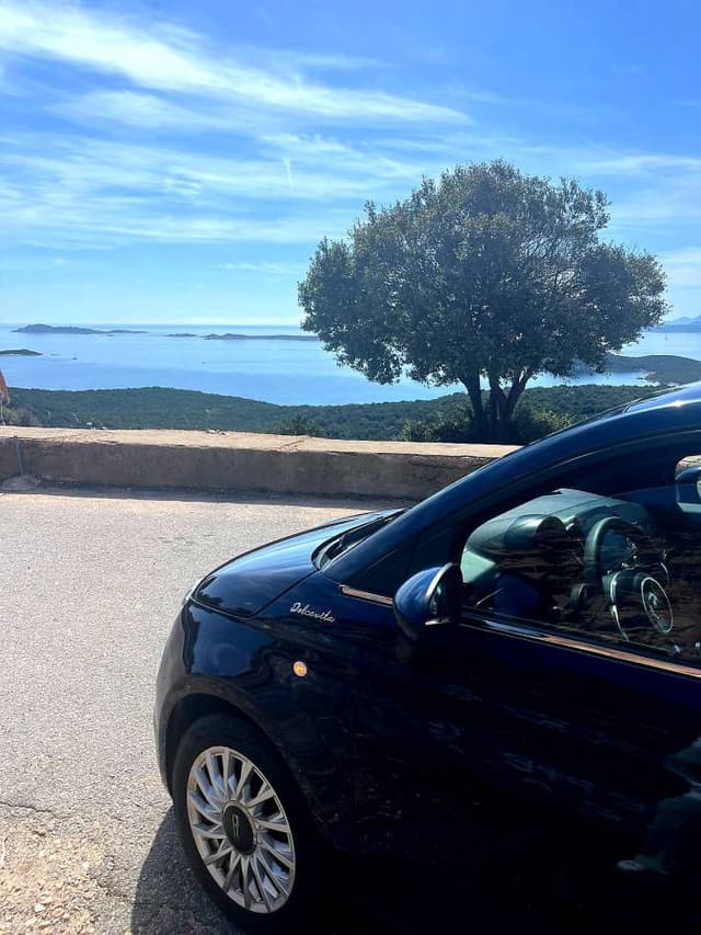 Photo 1 by Marcelia V. about renting a Fiat 500 at Olbia Airport (6/6/24)