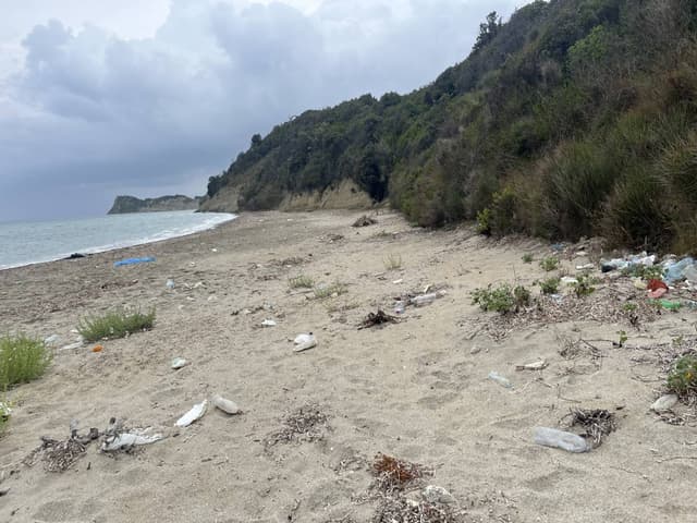 Photo 1 by Slawomir P. about hiring a Citroen C3 in Tirana (22.08.24)