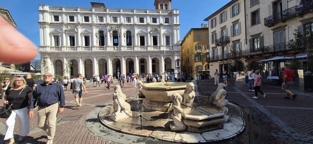 Photo 1 by Scott P. about hiring a Ford Fiesta in Italy (29/09/26)