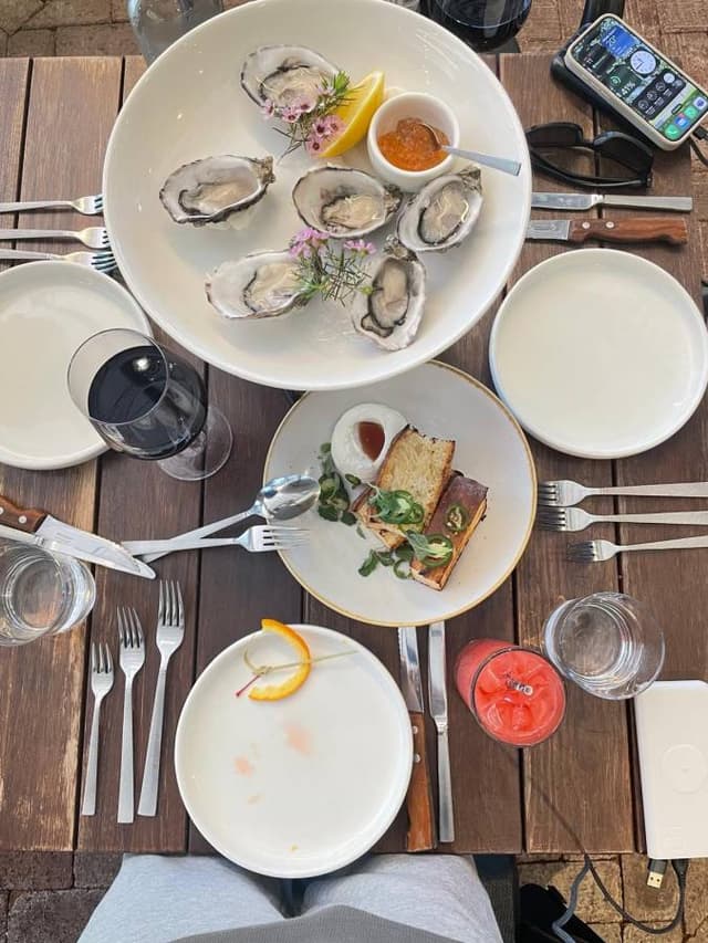 Photo 4 by Kah Keong Y. (10/17/25)