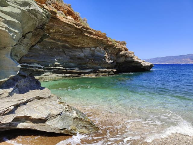 Foto 2 di Stefano M. sul noleggio di una Skoda Citigo al porto di Gavrio sull’isola di Andros (27/06/23)