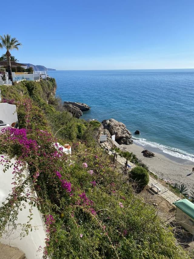 Photo 2 by Jeremy H. about hiring a Renault Clio in Spain (03.02.25)