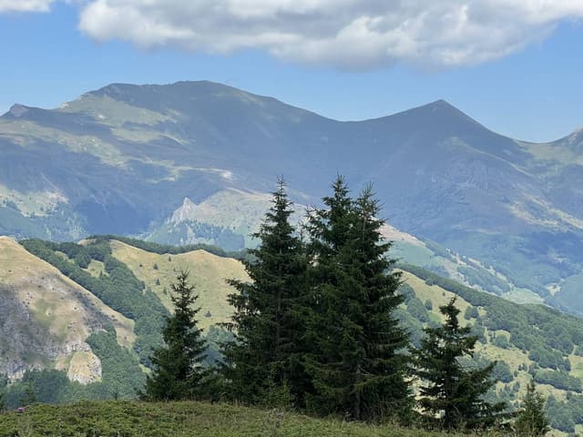 Foto 1 von Afet S. über die Anmietung eines Opel Astra Sedan in Skopje (3.8.23)