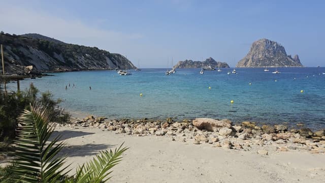 Photo by Christophe L. about renting a Volkswagen Polo in the Balearic Islands (6/25/25)