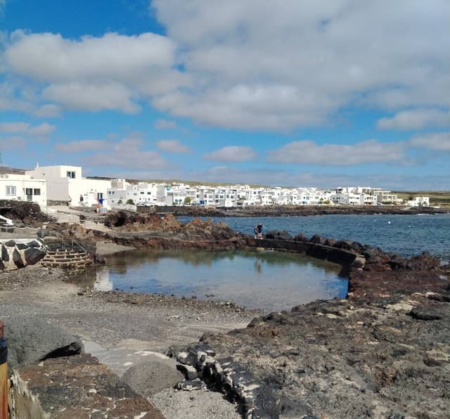 Photo 8 par Claire L. sur la location d'un Toyota Aygo à l’aéroport de Lanzarote (17/02/25)