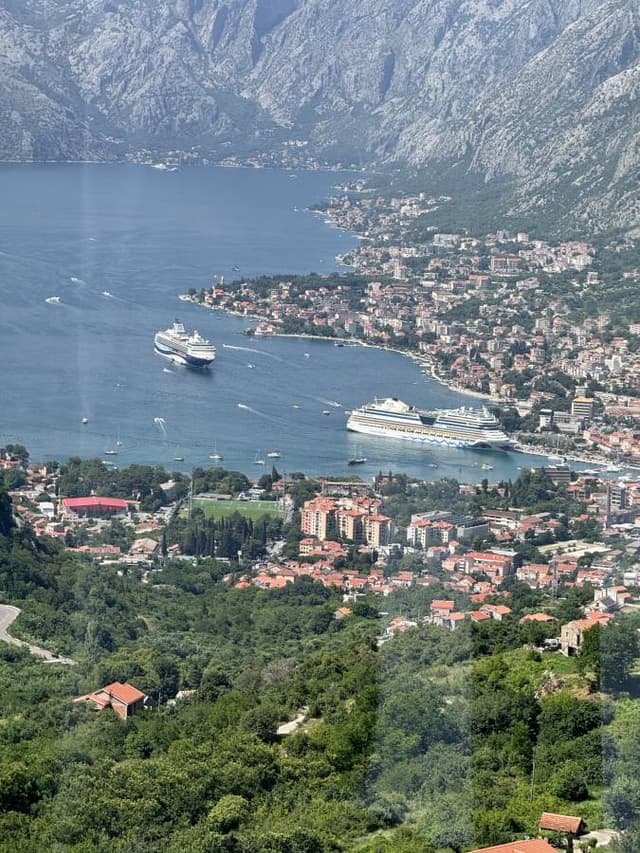 Photo 2 by Robert L. about hiring a Skoda Fabia at Dubrovnik Airport (18/06/24)