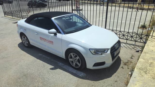 Rodos Limanı’nda bir Peugeot 2008 kiralama ile ilgili Cenk A. tarafından bir fotoğraf (30.04.24)