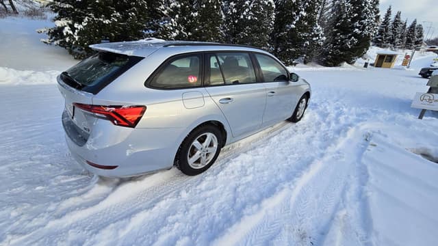 Photo 2 par Tigran T. sur la location d'un Kia Ceed STW à la gare de Rovaniemi (15/02/25)