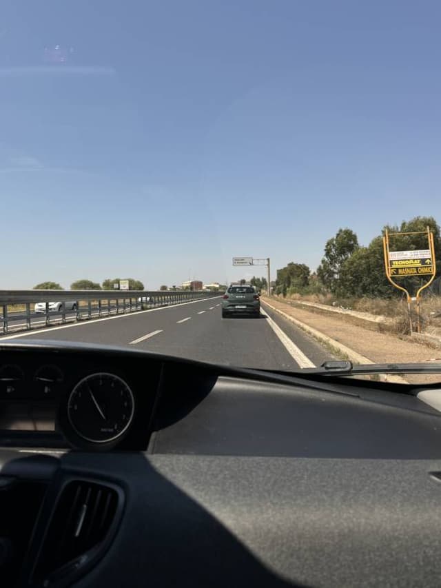 Photo 2 by Juan N. about hiring a Peugeot 208 at Sardinia Cagliari Airport (19/08/24)