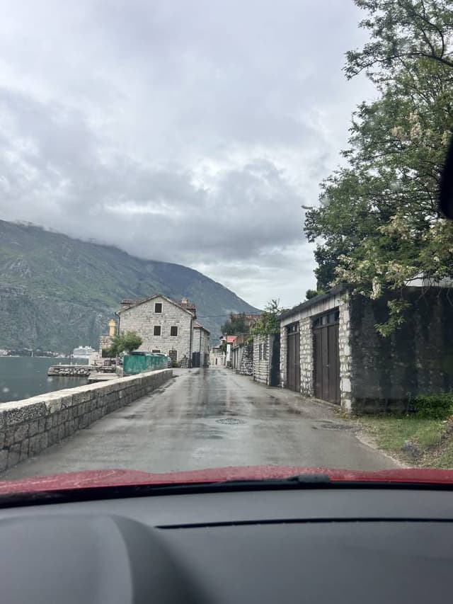 Saraybosna’da bir Dacia Sandero kiralama ile ilgili Atakan B. tarafından bir fotoğraf (04.05.24)