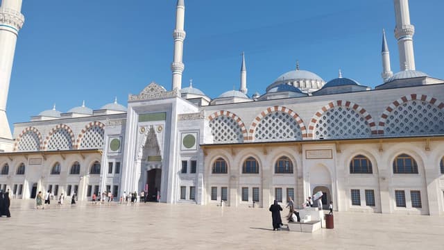 Photo 4 par Murat B. sur la location d'un Fiat Egea Cross en Turquie (24/08/24)