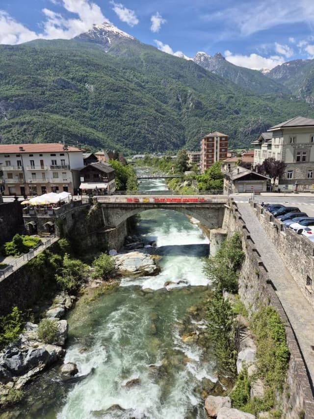 Photo 2 by Oleksandr Z. (6/1/24)