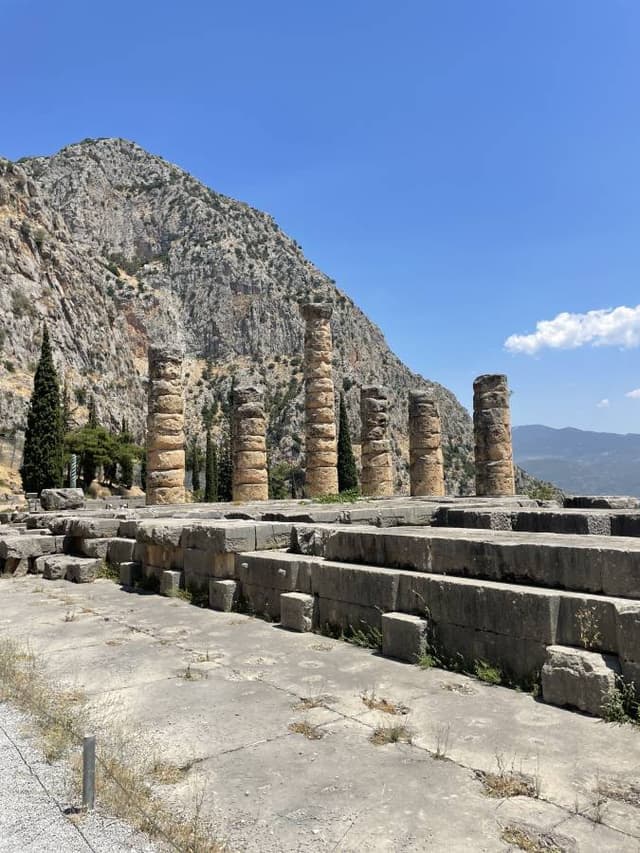 Photo 3 by colin D. about hiring a Volkswagen Polo in Greece (28/07/26)