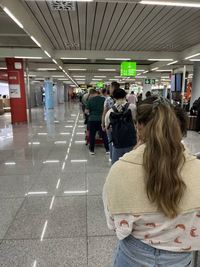 Bilde av Lillian Ayla E. om å leie en Volvo XC40 i Mallorca (4.10.25)