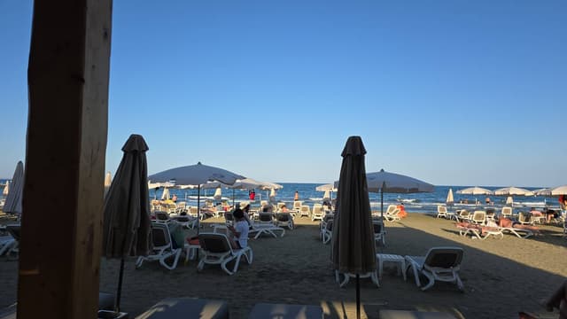 Photo 6 by Dalmont S. about renting a Kia Stonic at Larnaca Airport (7/3/25)