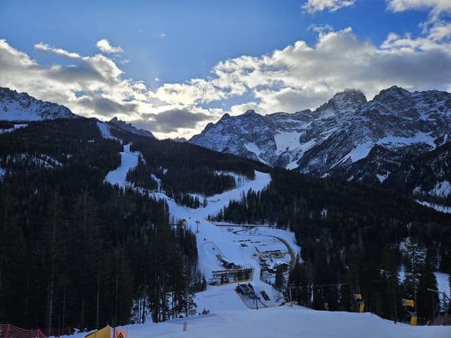 Photo 1 by Mohammad yusuf B. about hiring a Mercedes Benz A Class at Milan Airport Malpensa (28.01.25)