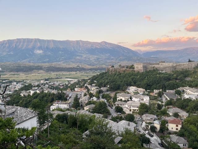 Photo 9 by Victoria R. about hiring a Dacia Sandero Stepway in Tirana (30/06/26)