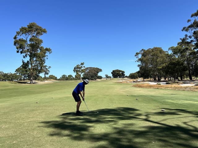 Photo 3 by Graeme M. about hiring a LDV D90 in Australia (03/02/26)