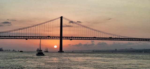 Photo 3 by Carla C. about renting a Peugeot 208 in Lisbon (9/27/24)