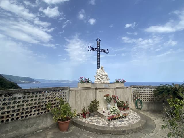 Photo 5 by Giuseppina S. about renting a Peugeot 208 in Reggio di Calabria (6/12/24)