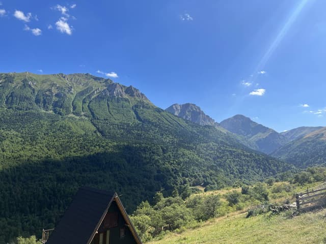 Foto 2 von Afet S. über die Anmietung eines Opel Astra Sedan in Skopje (3.8.23)