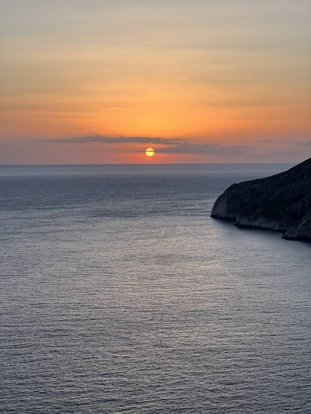 Ferenczi J. 3. számú fényképe (23. 08. 02.)