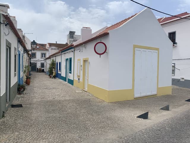 Photo 8 by Martin A. about renting a Mercedes Benz A Class in Porto (8/1/24)