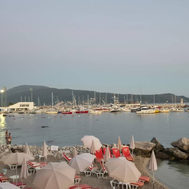 Photo 6 by Helle Boisen A. about renting a Toyota Yaris in Tivat (7/22/24)