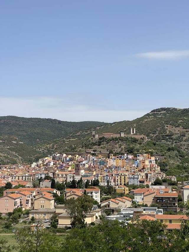 Photo 9 by Kin wai L. about hiring a Toyota Aygo in Olbia (22/05/24)