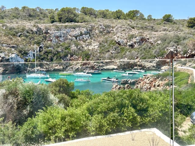 Photo 2 by Tara S. about hiring a Seat Arona at Menorca Airport (27/07/24)