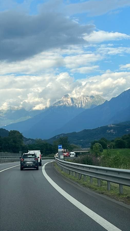 Foto 4 de Jefferson B. sobre el alquiler de un Fiat Panda en Nápoles (5/8/25)