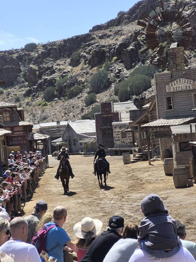 Billede 2 af Carsten Brinch S. (10.3.26)