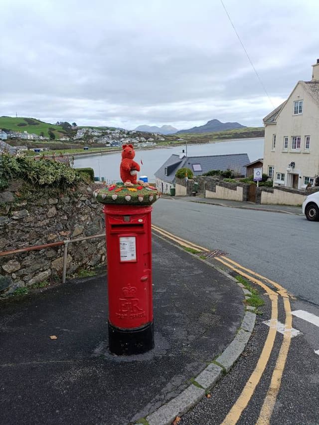 Photo 2 by Alfred G. (10/22/25)