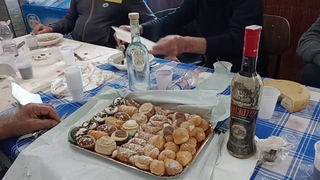 Photo 2 by Pietro B. about hiring a Renault Twingo at Lamezia Terme Airport (11.03.25)