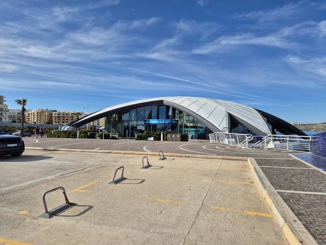 Billede 6 af Kenney J. om at leje en Peugeot 208 i Malta Luqa lufthavn (1/28/25)