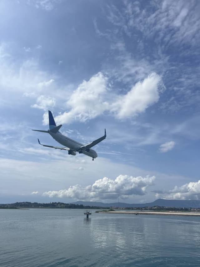 Photo par lucas P. sur la location d'un(e) Opel Corsa à l’aéroport de Corfou (10/05/25)
