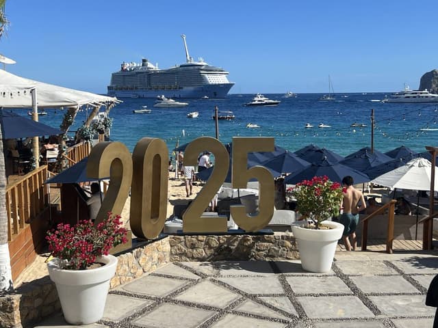 Photo 5 by Tina Dan W. (12/4/25)