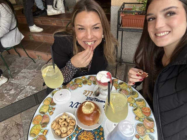 Foto 5 de SYLVIA LILIAN F. (21/11/25)