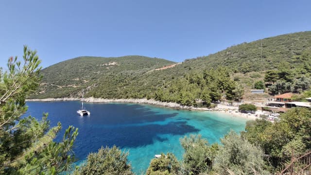 Photo by Samuel W. about hiring a Peugeot 208 at Preveza Aktion Airport (Lefkada) (15/06/24)