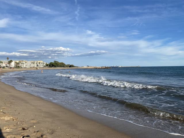 Фото 1 от Denys N. об аренде Volkswagen Polo в аэропорту Барселоны (05.11.25)