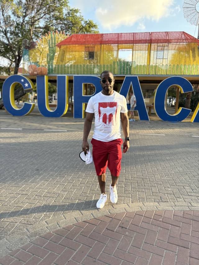 Photo 4 by OLIVER R. about renting a Toyota Corolla on Curaçao (3/29/25)