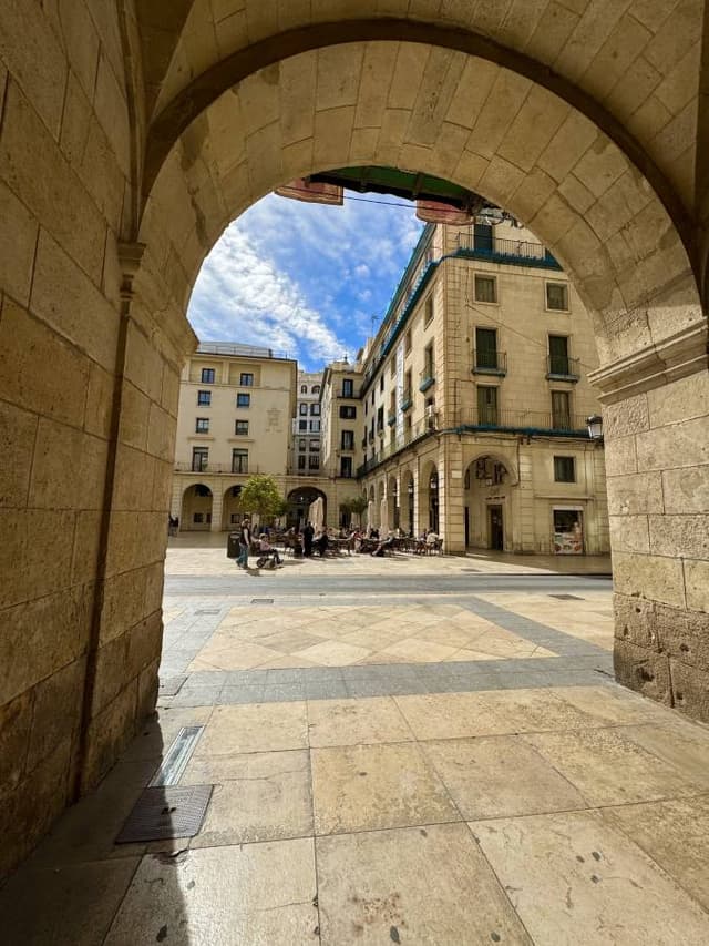 Foto 5 de Fiorella C. (8/4/26)