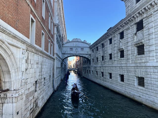 Фото 2 от Viktorija K. об аренде Jeep Renegade в аэропорту Милан Мальпенса (13.09.24)