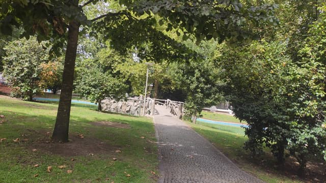 Foto 2 de Soares Devesa carneiro F. sobre o aluguer de um Chevrolet Spark em O Porto (10/09/24)