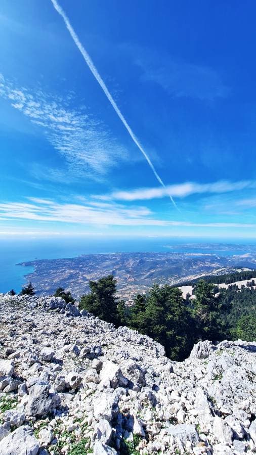 Photo 2 by Marlyse E. about renting a Skoda Fabia in Kefalonia (10/26/23)