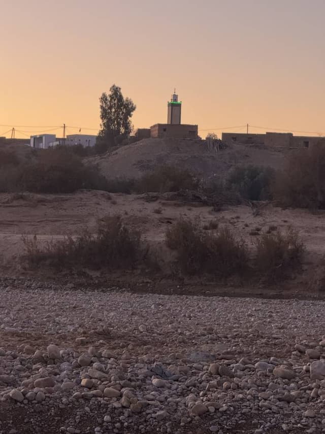 Photo 3 par louqcir S. sur la location d'un Dacia Sandero à l'aéroport de Fès (20/01/25)