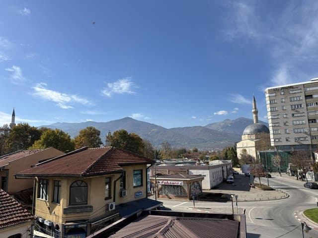 Photo 4 by Anne Marie R. (11/6/25)